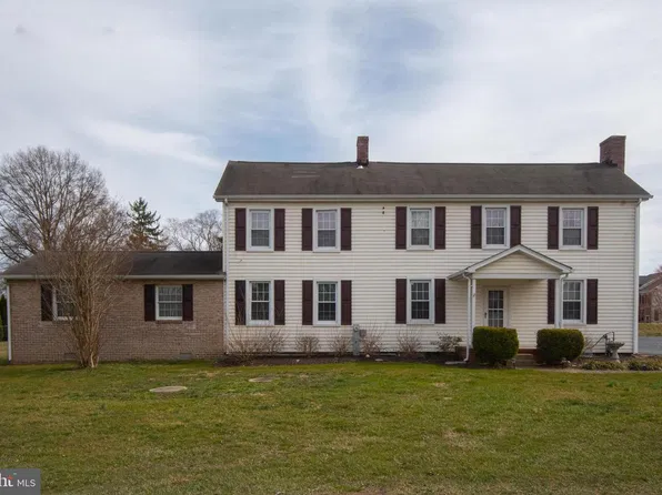 2205 Harford Rd, Fallston, MD 21047