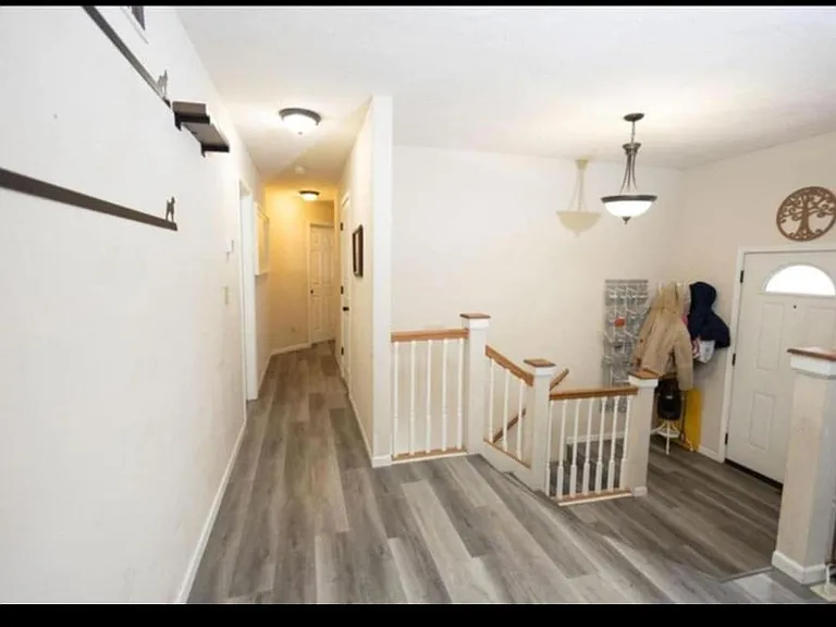 15400 Triangle Ln — Photo 2