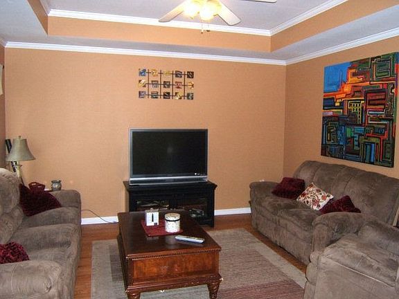 5th image of 1123 Acadian Dr