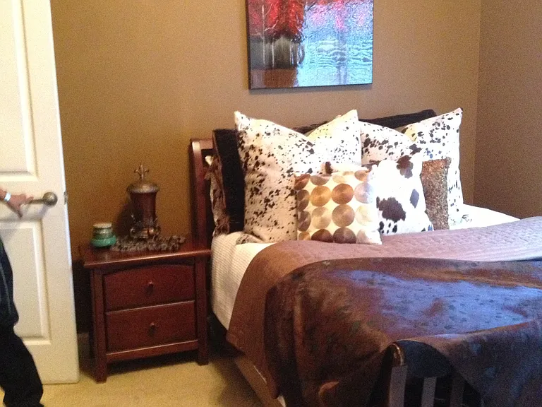 4120 Covington Dr — Photo 3
