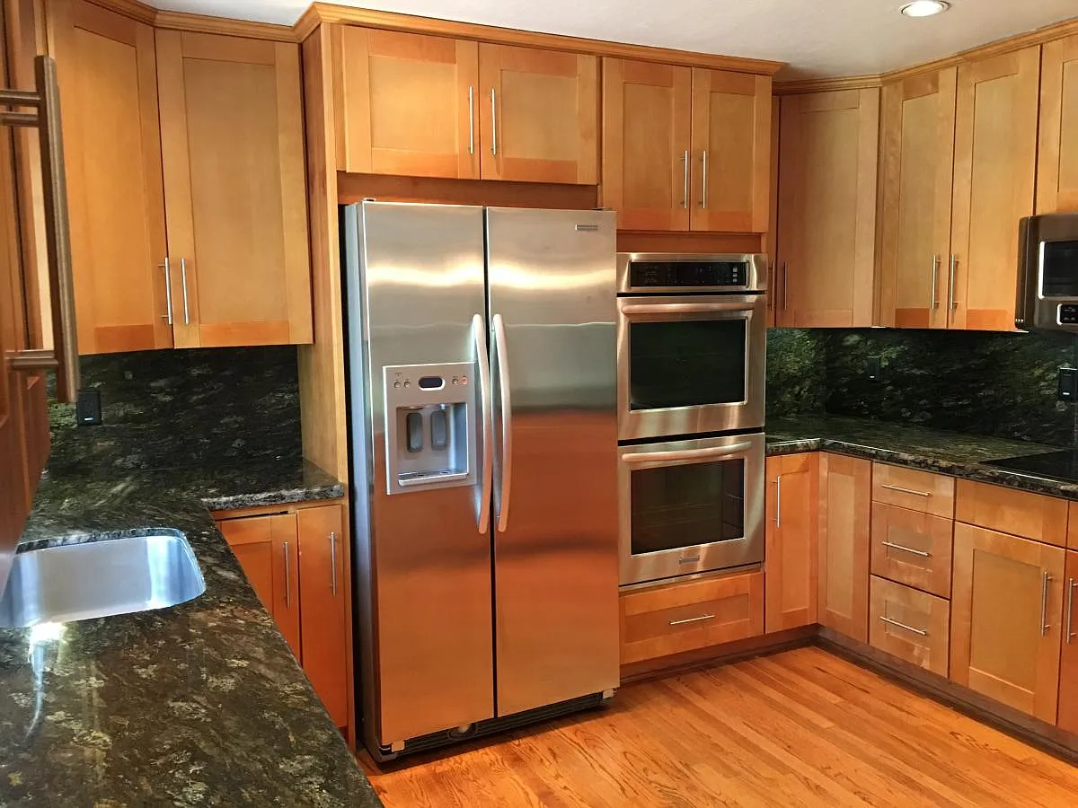 3 bed, 1400 sqft, $6,200 — Photo 2
