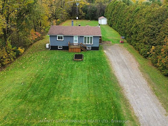 3rd image of 19724 Marcoux Rd