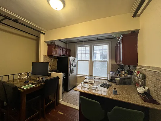 Rented by ABCO Commercial Properties, LLC | media 19
