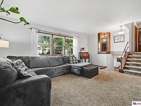 4th image of 5624 N 96th St