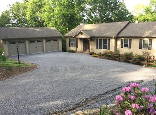 387 Laurel Hill Rd, Harpers Ferry, WV 25425