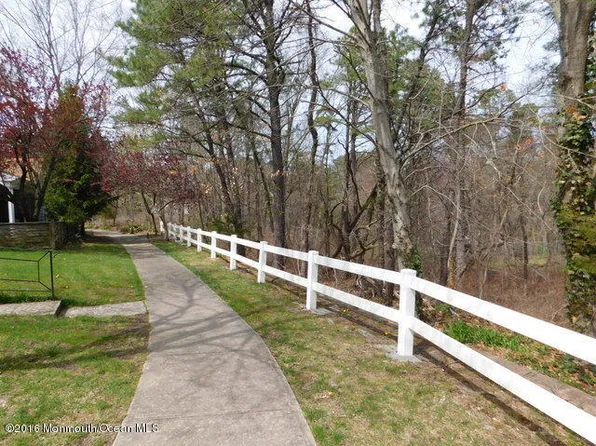 17A Buckingham Dr, Manchester, NJ 08759