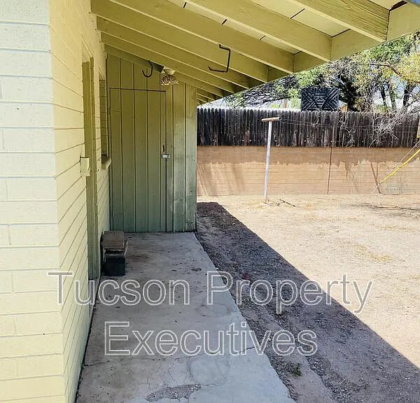 1615 E Adelaide Dr #4 — Photo 14