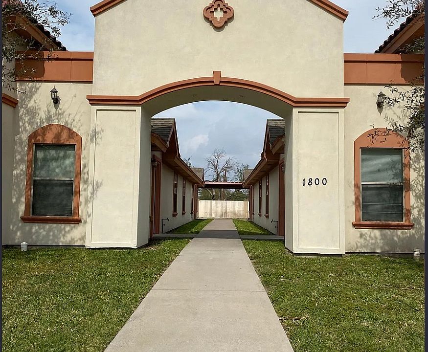 1st image of 1800 W Douglas St APT 4