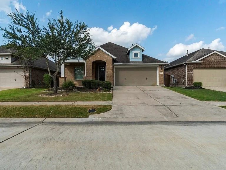 9615 Spring Ct — Photo 1