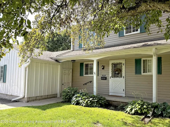 1638 Peppertree Ln, Lansing, MI 48912