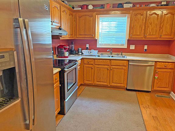 2nd image of 515 Patterson Rd