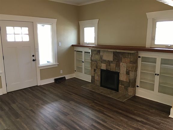 4th image of 1603 W Grace Ave