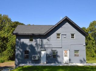 8 Marie Rd, Highland, NY 12528