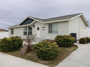 602 New Gate Dr, Prosser, WA 99350