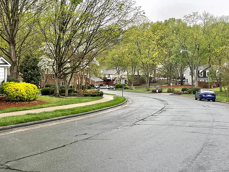 3997 F Valley Ct #F — Photo 22