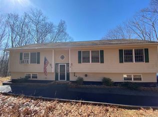 34 Rocky Trl, Wurtsboro, NY 12790