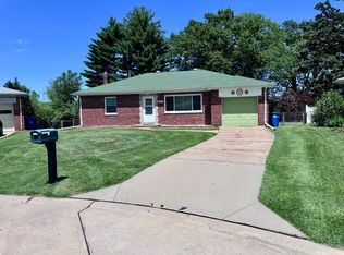 8500 Grantshire Ln, Saint Louis, MO
