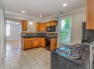 5406 Black St APT 2, Pittsburgh, PA