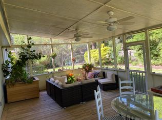 653 Pelzer Dr, Mount Pleasant, SC 29464