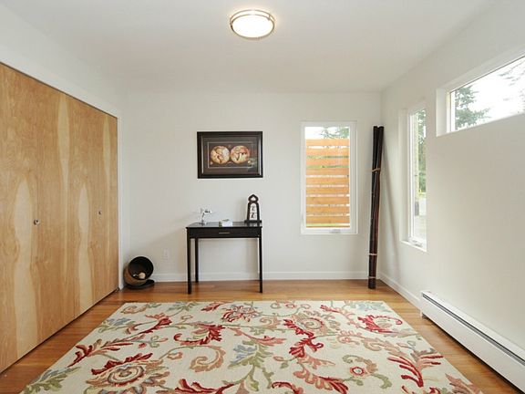 3rd image of 12706 25th Ave NE