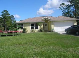 380 4th St NE, Naples, FL 34120