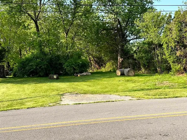 2038 Maples Rd, Fort Wayne, IN 46816