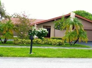 9201 SW 21st St, Miami, FL 33165