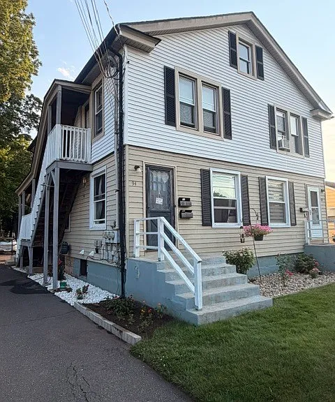 94 Tomlinson Ave #2 — Photo 1