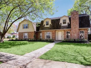 16330 Heatherdale Dr, Houston, TX 77059