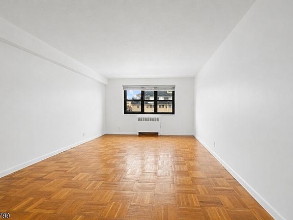 5th image of 208 Anderson St #Nf3