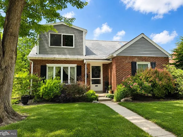 32 Penn Ave, Ephrata, PA 17522