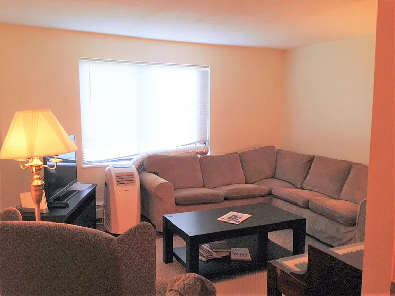 66 Girard Ave — Photo 9
