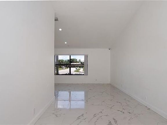 5th image of 7909 NW 20th St #7909
