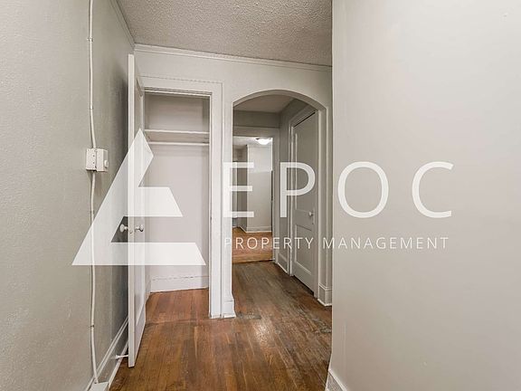 4th image of 1007 S Main St Unit 13