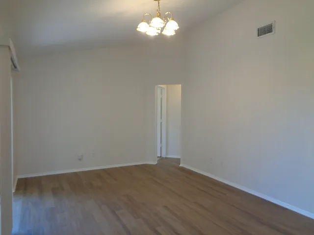 4412 SW 1st Pl — Photo 17