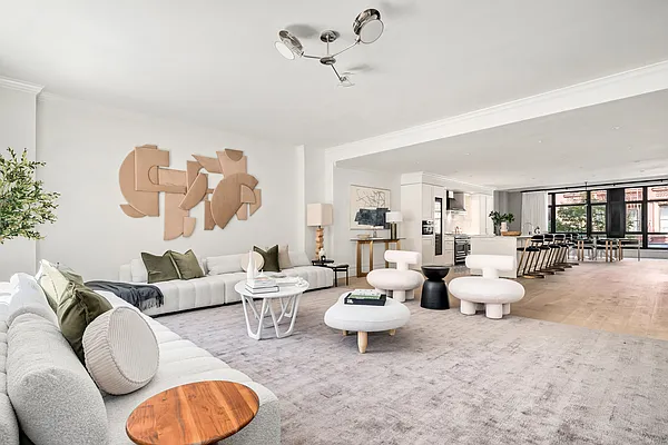 Sold by Modlin Group | media 17