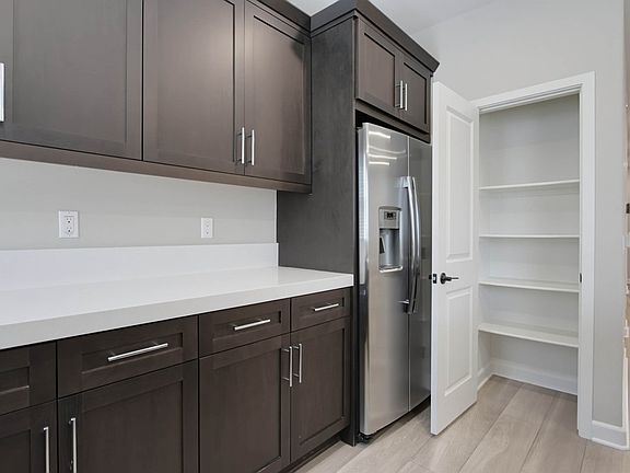 4th image of 1577 Castillo Way Unit 7
