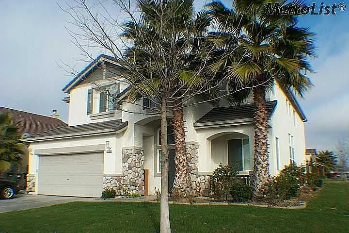 3209 Flushing Meadows Dr photo 1