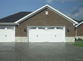 5517 Limestone Creek Dr, Charlestown, IN 47111