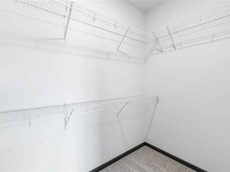 2875 Spring Rose Cir — Photo 15