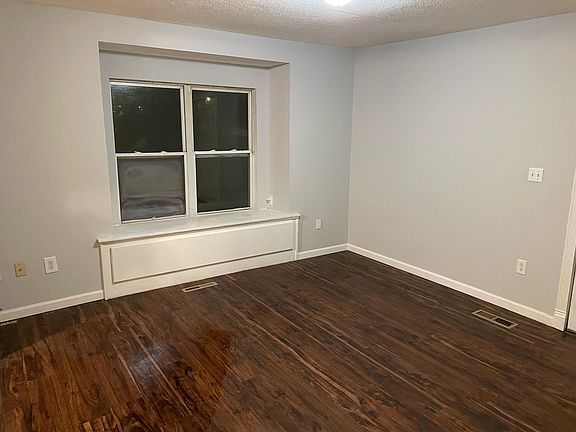 4th image of 3000 N 69th St