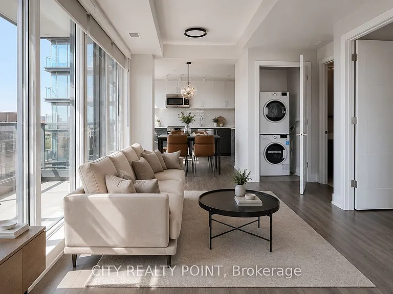 2525 Bathurst St #1010 — Photo 2