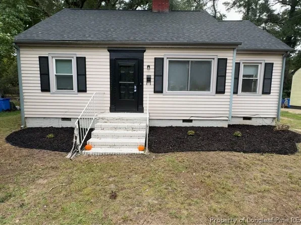 307 Hawthorne Rd, Fayetteville, NC 28301