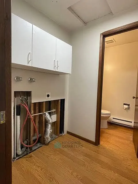 2 bed, 1.5 bath, 1208 sqft, $1,650 — Photo 4
