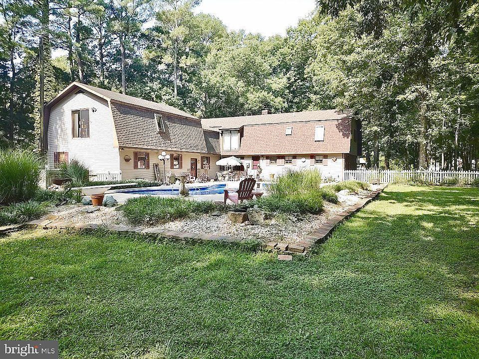 1st image of 3324 Woodland Acres Rd