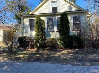23 Dallas Ave, Warwick, RI 02889