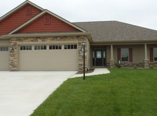 5596 Bear Creek Pass, Auburn, IN 46706