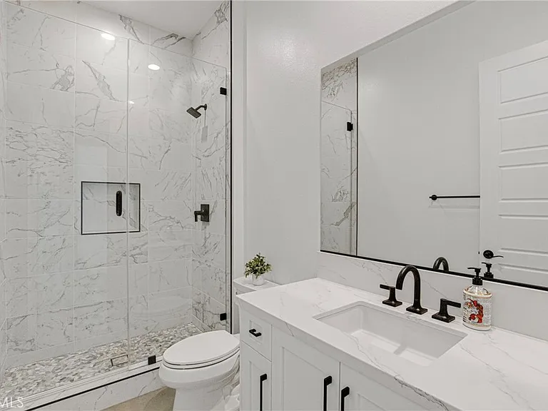 11944 N Red Hawk Ln — Photo 15