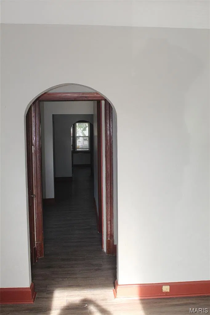 2 bed, 1.0 bath, 1051 sqft, $1,500 — Photo 2