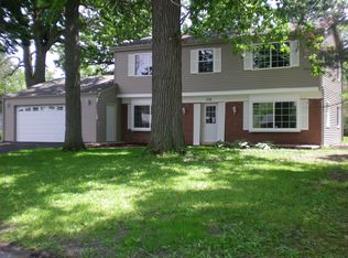 376 Cherryfield Dr, Valparaiso, IN 46385